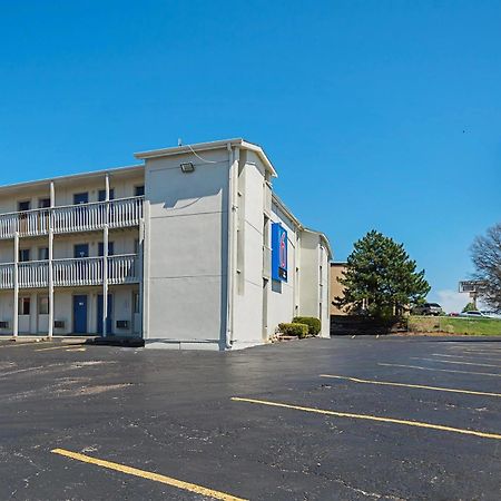 Motel 6-Blue Springs, Mo Zewnętrze zdjęcie